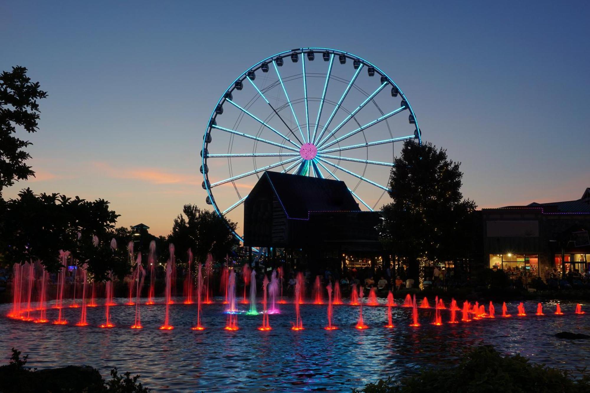 Always Kiss Me Goodnight- Hot Tub, Get 1089 Of Free Area Attraction Tickets For Each Paid Day! * Pigeon Forge